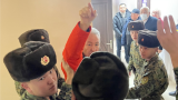 27-февраль: Мадумаров сотто сурала баштайт, Орусияда мигранттарды текшерүү күчөдү