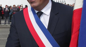 [VOTRE AVIS] Faut-il que les maires démissionnent pour ne pas marier des OQTF ?