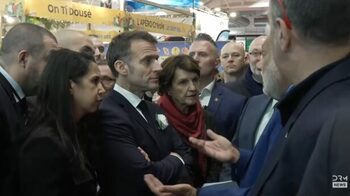 [POINT DE VUE] Salon de l’agriculture : ambiance crépusculaire pour E. Macron