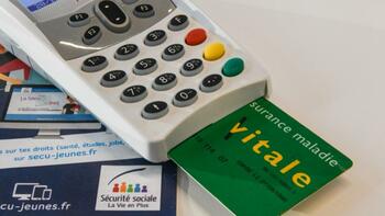 «Jusqu'à 360 euros par mois» : voici la hausse réelle des tarifs des complémentaires santé en 2026, selon une étude