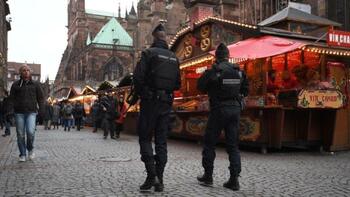 Strasbourg : une arme et des munitions découvertes près du marché de Noël