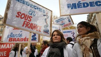 Budget de la Sécu : les médecins manifestent ce samedi dans les rues de Paris