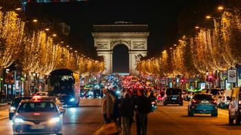 Illuminations de Noël des Champs-Elysées 2025 : dates, programme, marraine… Tout ce qu’il faut savoir