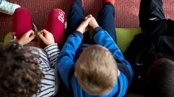 Cours de 45 minutes, cinq jours d'école, écran... La Convention citoyenne sur les temps de l'enfant dévoile ses&nbsp;(…)