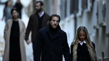 Incarcération de Nicolas Sarkozy : la famille de l'ex-président de la République unie derrière lui (vidéo)