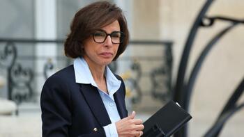 Vol au Louvre : l'enquête administrative révèle une «sous-estimation chronique» des risques d'intrusion dans le (…)