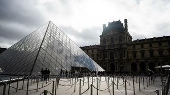 Paris : une galerie du musée du Louvre fermée au public en raison d'une «fragilité» de l'édifice