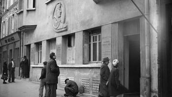 Quand les maisons closes ont-elles été interdites en France ?