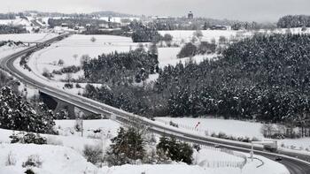 Neige-verglas : voici les 3 départements placés en vigilance jaune ce samedi