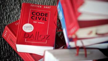 «Une absurdité juridique et une injustice humaine» : une proposition de loi transpartisane veut abolir le «devoir (…)