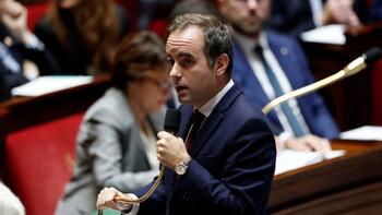 Suspension de la réforme des retraites : Sébastien Lecornu interpellé par le RN et le PS