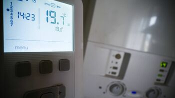 Thermostats programmables : le retour de l'écologie infantilisante des macronistes