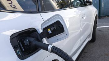 Bercy envisage de taxer les voitures électriques