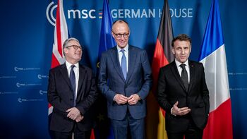 Parapluie nucléaire et dette publique : zèle français contre snobisme allemand