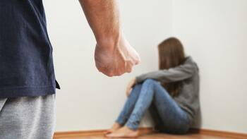 Violences conjugales : 107 femmes tuées par leur conjoint ou ex-conjoint en 2024, en hausse de 11% par rapport à 2023