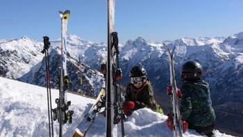 Sports d'hiver : voici les dates et les lieux les moins chers pour profiter de la montagne, selon une étude