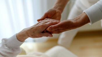 Vieillir chez soi : voici quel est le coût réel selon votre tranche d’âge, d'après une étude