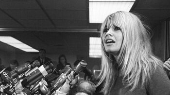 [MÉDIAS] Brigitte Bardot salie par l’audiovisuel public et la presse de gauche