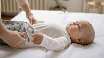 Un nouvel impératif : demander le consentement de bébé avant de changer ses couches