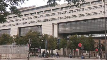 «Jusqu'à 2.000 euros» : le ministre des PME souhaite faciliter le recours à l'épargne salariale