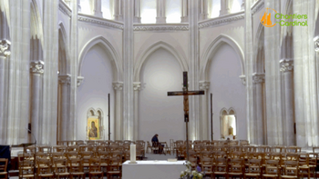 Les Chantiers du Cardinal : les bâtisseurs d’églises existent encore