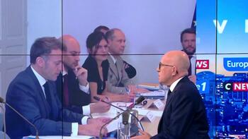 «Le président de la République a bâti une nation très faible», fustige Eric Ciotti