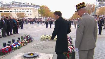 «C'est un geste qui marque l'attachement de la France à ses soldats», explique le chef de bataillon Antoine lors du&nbsp;(…)