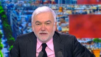 L'édito de Pascal Praud : «Emmanuel Macron gère les affaires courantes avant de rendre les clés, mais comme le&nbsp;(…)