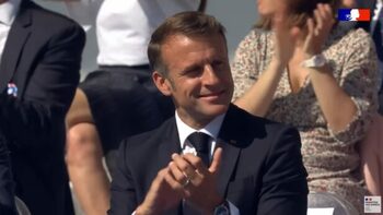 [VOS COMMENTAIRES] « Décidément, depuis Macron tout s’effondre, sauf la dette »