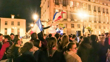 Versailles : quand la jeunesse choisit la terre plutôt que les causes importées