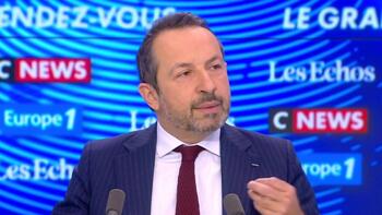 «Emmanuel Macron accepte de donner une partie des clés de la France à d’autres», lance Sébastien Chenu