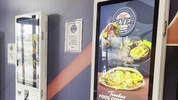 Près de Lyon, un fast-food ouvre une salle exclusivement réservée aux femmes