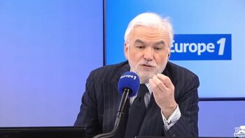 [ÉDITO] Pascal Praud, nouvelle obsession du complotisme de gauche