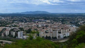 Fusillade à Alès : un mineur blessé sur fond de narcotrafic