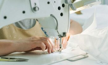 [LE GÉNIE FRANÇAIS] La machine à coudre, 30.000 ans après l’aiguille