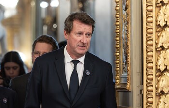 « Je prendrai mes responsabilités » : Yannick Jadot, un écologiste « réalo » en réserve pour 2027