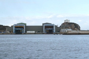 Des fusiliers marins ont effectué des tirs antidrones, après un survol de la base stratégique de l’île Longue