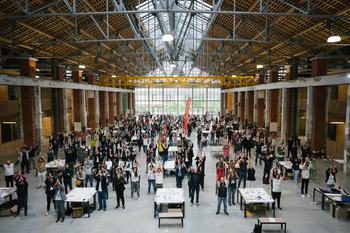 « La Fresque du climat » : après la gloire, l’atelier écolo préféré des grandes entreprises en pleine crise