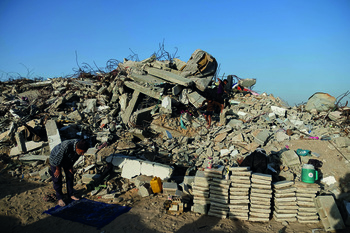 Gaza est enseveli sous 68 millions de tonnes de gravats et se prépare à relever un défi colossal