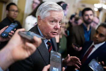 Etats-Unis : les faucons républicains ne digèrent pas le plan de paix en Ukraine