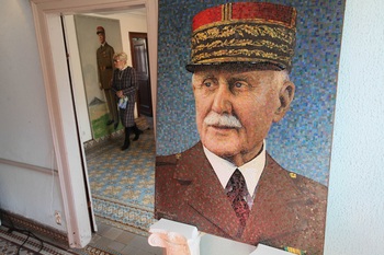 Verdun: le préfet va porter plainte pour «propos révisionnistes» après la messe en hommage au maréchal Pétain