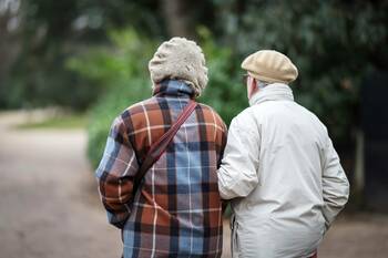 Comment le tsunami du vieillissement s'apprête à submerger les finances publiques françaises