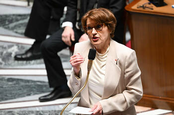 « Vacciner près d’un million d’animaux » : la promesse d’Annie Genevard face aux blocages d’agriculteurs