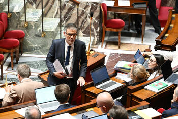 « C’est un chemin de croix » : à mi-parcours du budget, le groupe PS en proie aux doutes