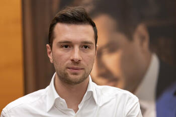 RN: Jordan Bardella jure qu’il sera «toujours loyal à Marine Le Pen»