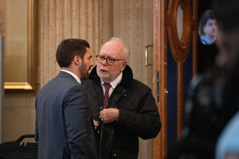 « Je n’ai fait que le petit télégraphiste ! » : au procès en appel du RN, un ancien trésorier bien discret