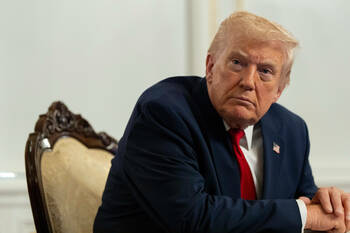 Trump confirme un appel avec Maduro, Caracas craint une offensive américaine