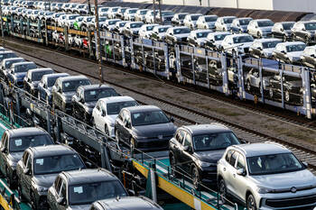 Voiture électrique : l'Allemagne réduit la voilure de son ambition