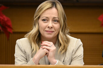 Budget adopté en Italie : fin d’année faste pour Giorgia Meloni !