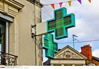 Pharmacies : les économies budgétaires qui coûtent plus qu’elles ne rapportent – par Hervé Jouves